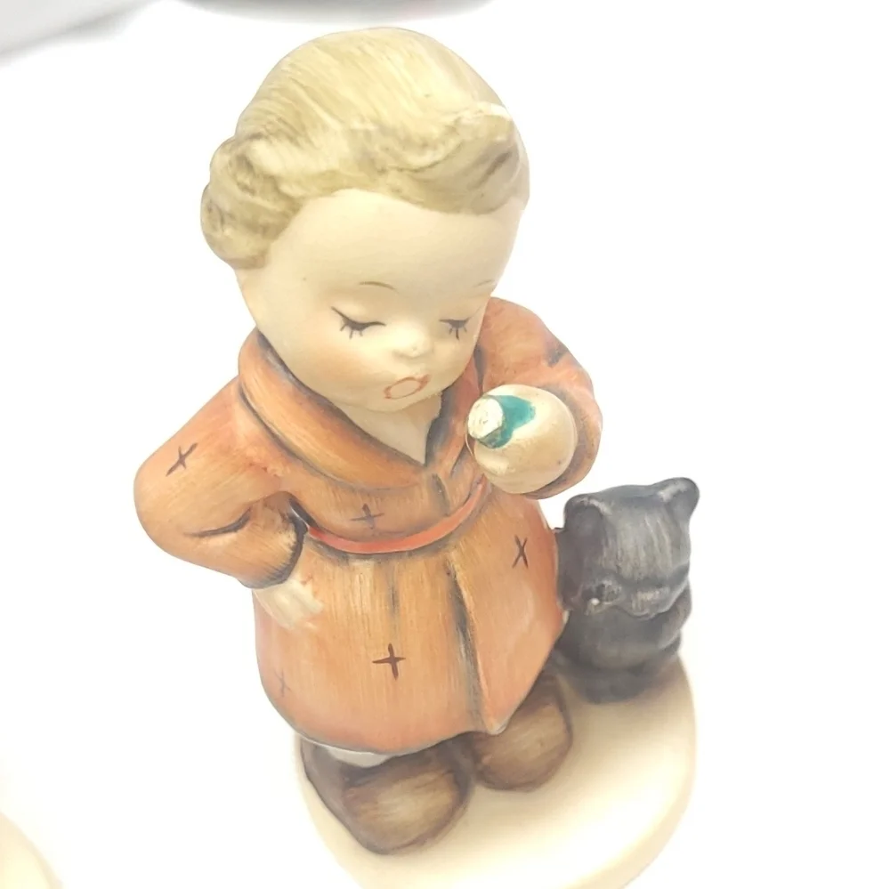 Vintage Napco Figurines - Picture 7 of 8